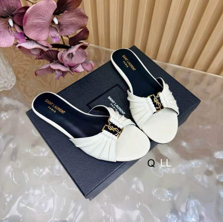 Picture of YSL Slippers _SKUYSLsz35-40LL040104
